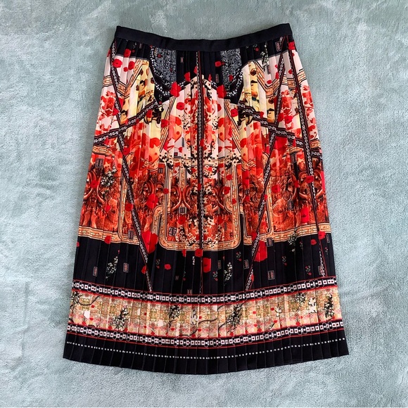 Silvian Heach Pleated Skirt - Picture 1 of 10